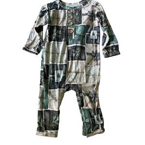 Little Bum Bums AKA Bums & Roses Bamboo Christmas Romper 9-12 months EUC